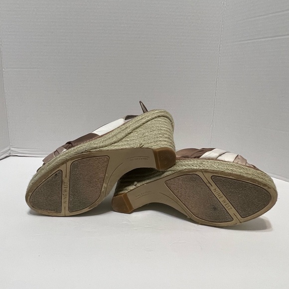 Nine West peep toe wedge sz 8 white/beige/taupe EUC espadrille look wedge 4.5” - Picture 9 of 10